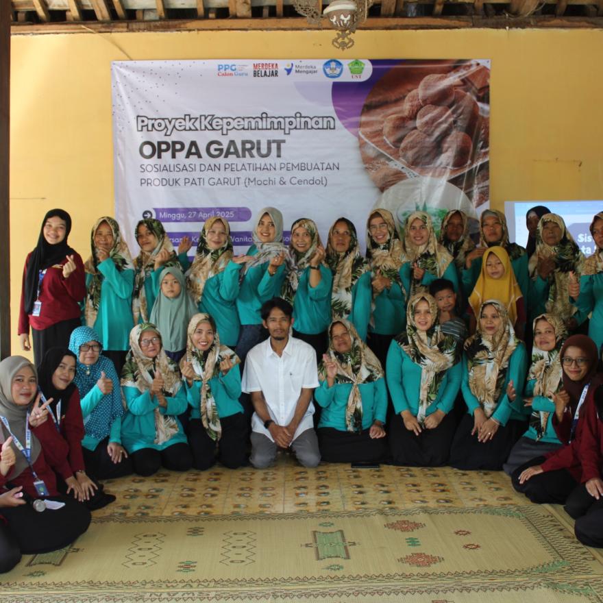 Mahasiswa PPG UST Gelar Proyek Kepemimpinan Bersama KWT Tuwuh Lestari di Kalisono, Tuksono